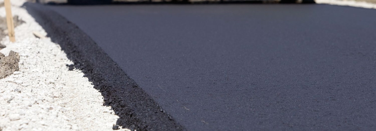 Best Asphalt Paving Contractors in Lowell